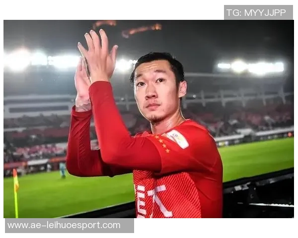 徐新职业生涯里程碑达成200场赛事出战记录与7球进账的辉煌成就 徐新职业生涯里程碑达成200场赛事出战记录与7球进账的辉煌成就