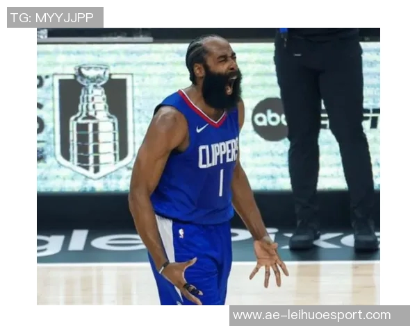 快船今日训练精彩瞬间小卡持球卢指导跑位哈登投篮比尔运球展现默契